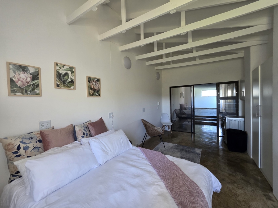 4 Bedroom Property for Sale in C Place Eastern Cape